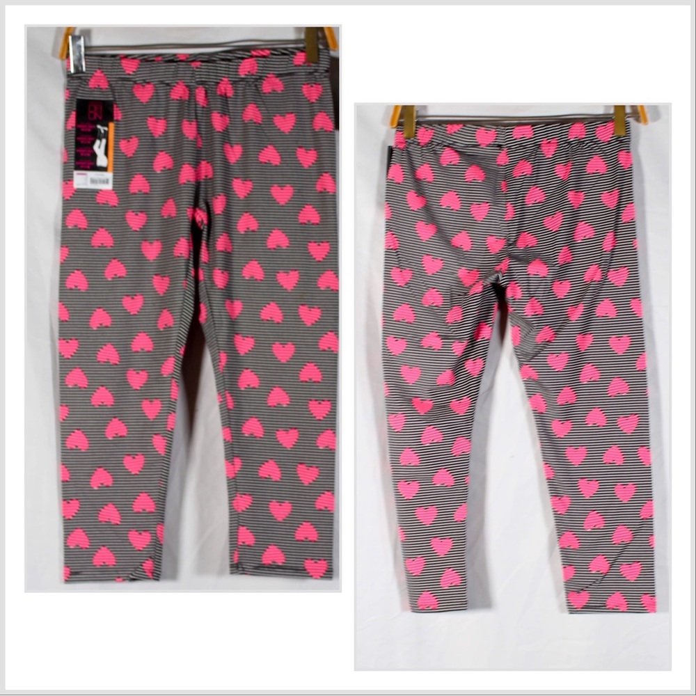 NWT Classic Pinup Style Capri Leggings Black White Stripe Hot Pink Heart…